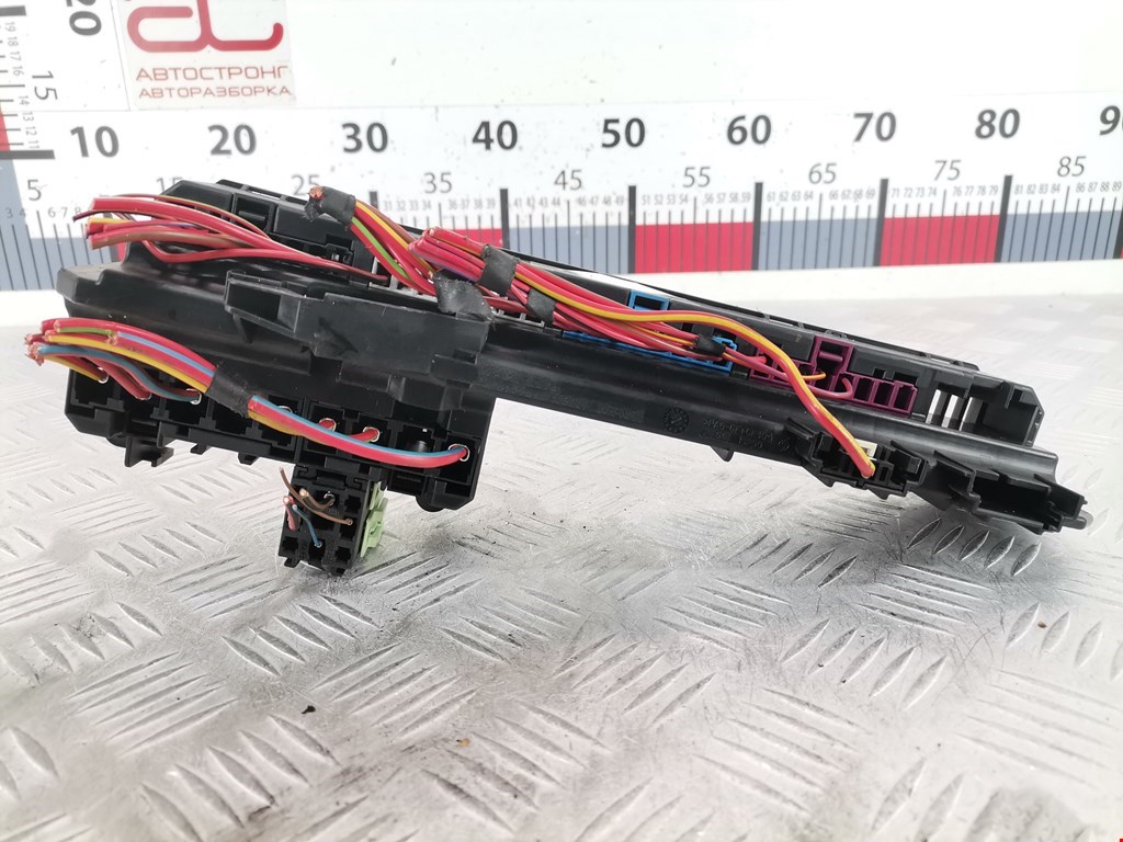 Датчик уровня в бачок омывателя BMW 5er 5 серия E60/E61 2003-2010