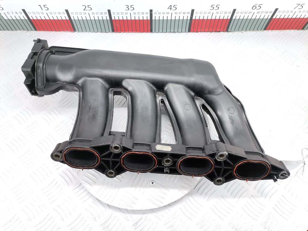 Коллектор впускной MERCEDES-BENZ C-Class C-klasse W203 2000-2007