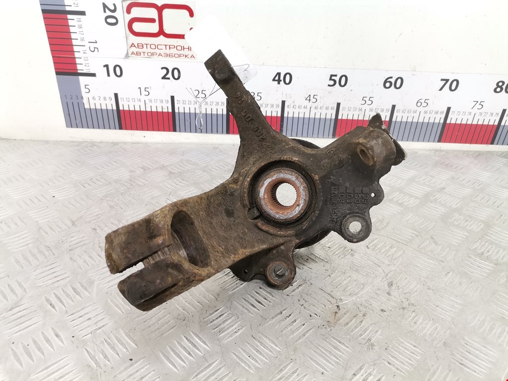 Ступица передняя правая FORD Focus II 2005-2011