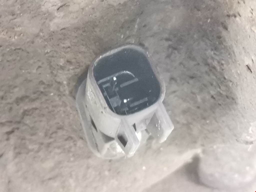 Ступица передняя правая FORD Focus II 2005-2011