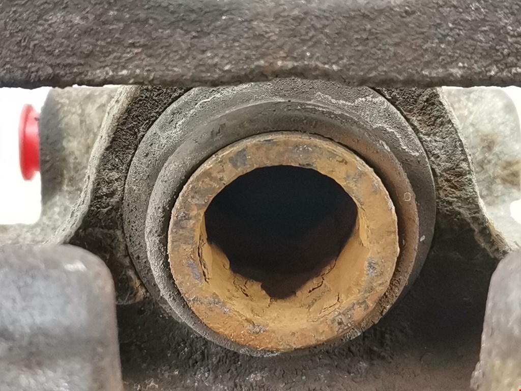 Суппорт задний правый CHRYSLER Sebring III JS 2006-2010