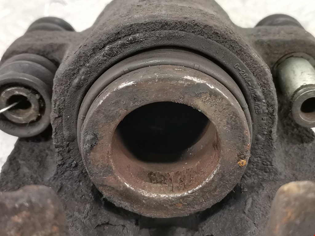 Суппорт задний правый FORD F-150 2004-2008