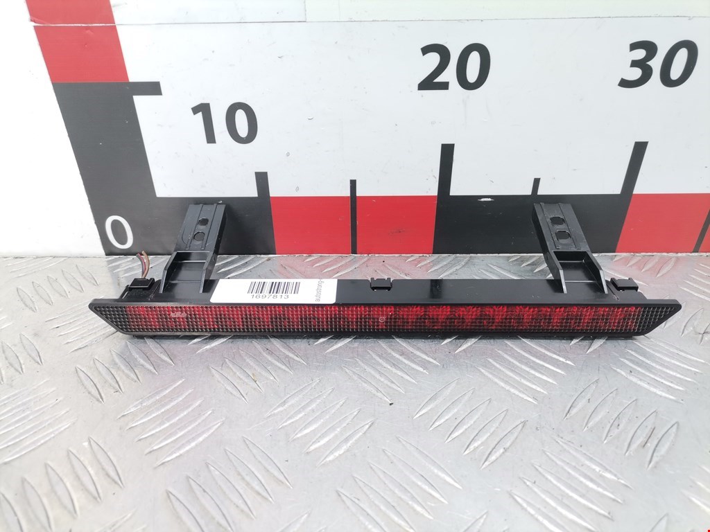 Фонарь дополнительный тормозной (стоп-сигнал) Skoda Fabia 1 (1999-2007)