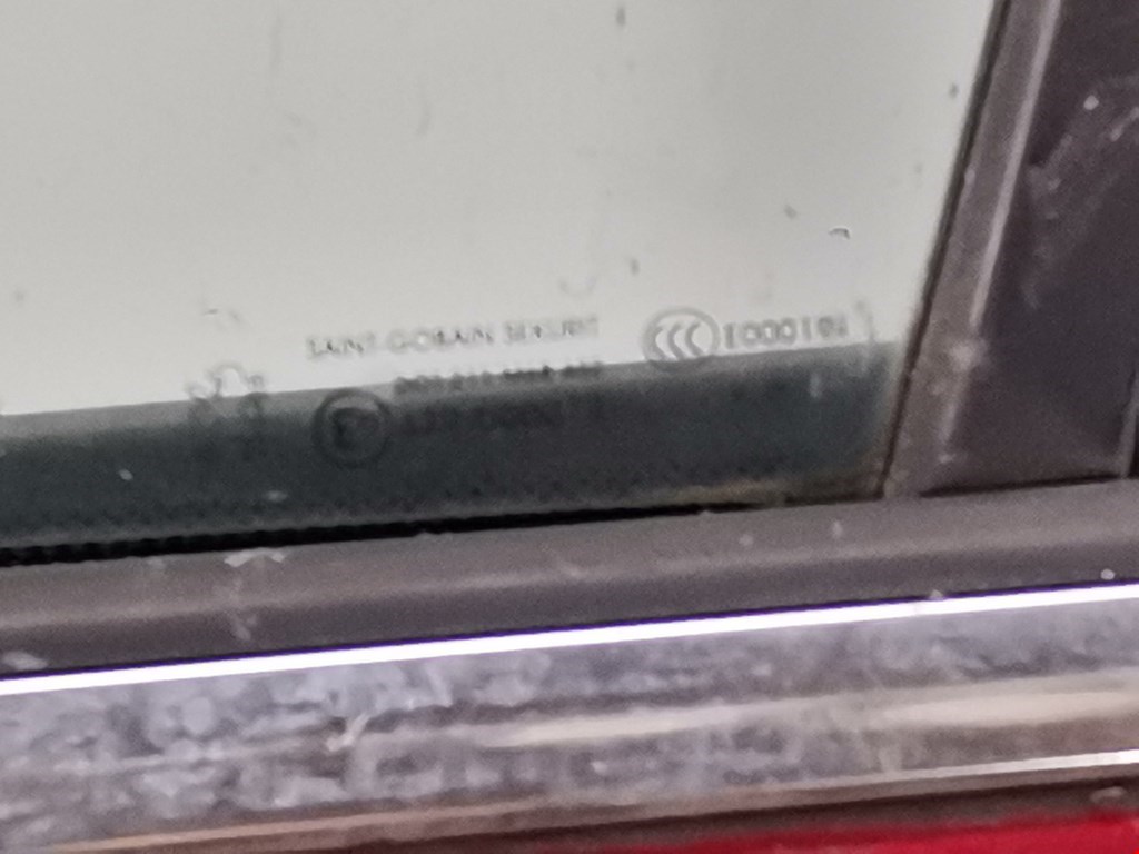 Дверь передняя левая PEUGEOT 5008 2009-2016