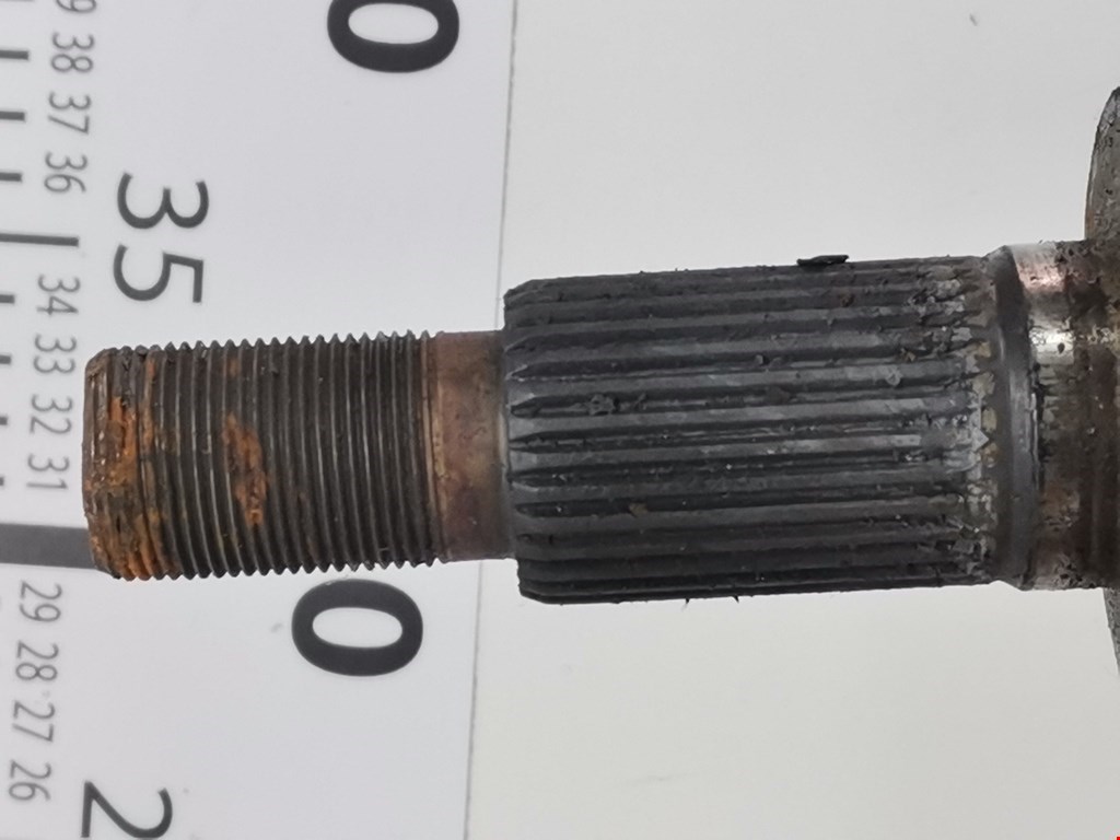 Полуось (привод, приводной вал) передняя левая VOLKSWAGEN Touareg 2010-2018