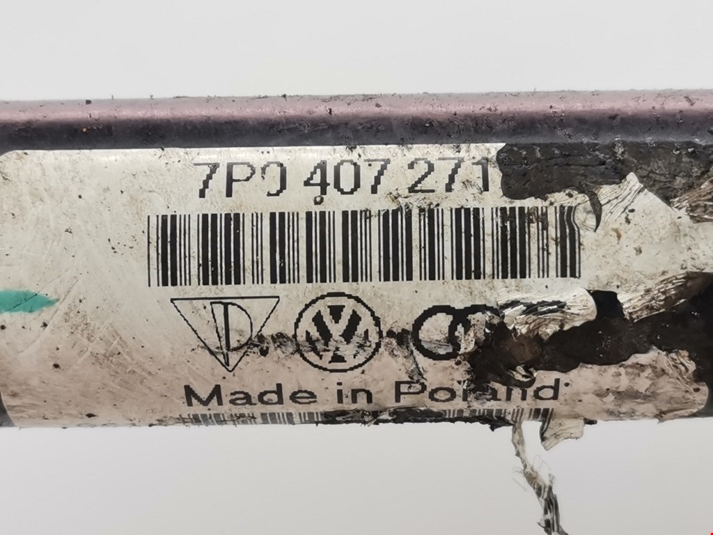 Полуось (привод, приводной вал) передняя левая VOLKSWAGEN Touareg 2010-2018