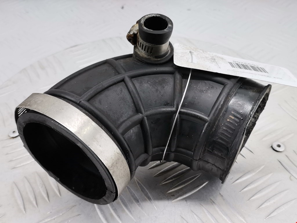 Патрубок воздушного фильтра SUZUKI Wagon R 1998-2003