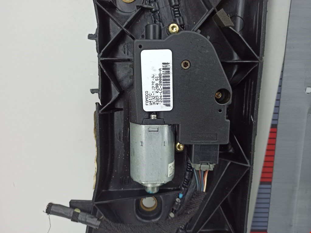 Люк в сборе электрический FORD F-150 2004-2008