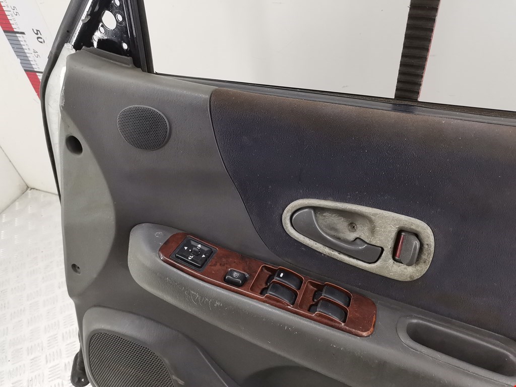 Дверь передняя правая MITSUBISHI Pajero Sport 1998-2008