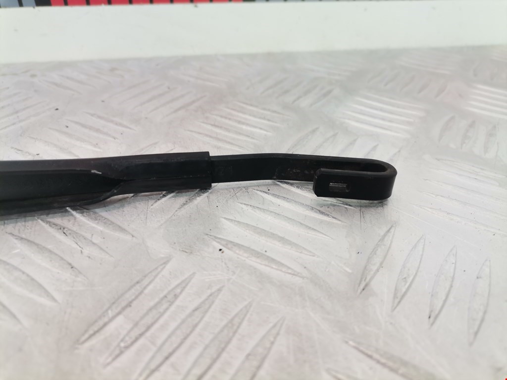 Поводок дворника задний (заднего) AUDI A6 C5 1997-2004