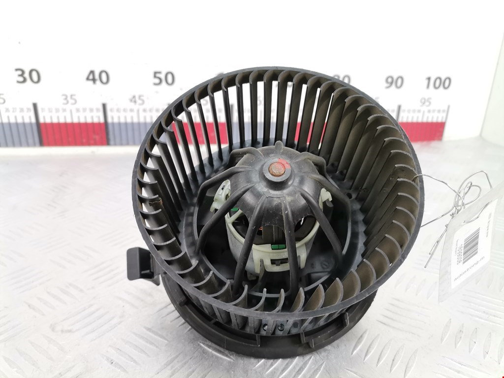 Моторчик (мотор) отопителя салона RENAULT Megane II 2002-2009