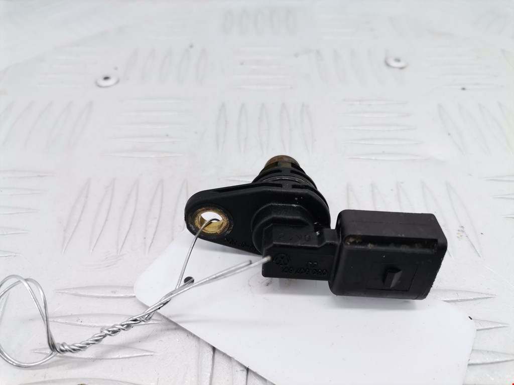 Датчик положения распредвала VOLKSWAGEN Polo III 1994-2001