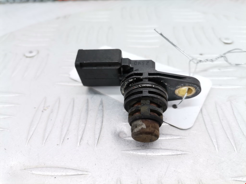 Датчик положения распредвала VOLKSWAGEN Polo III 1994-2001