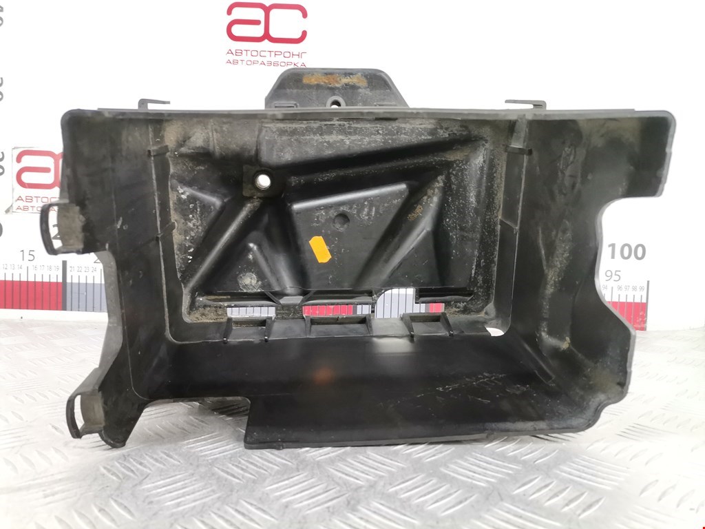 Крепление АКБ (корпус/подставка) SEAT Ibiza 2002-2008