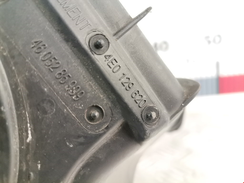 Корпус воздушного фильтра AUDI A8 D3 2003-2010