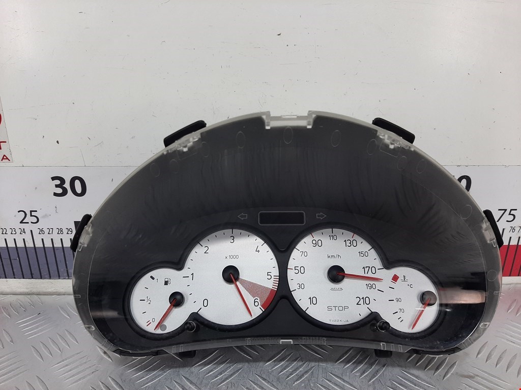 Панель приборов (щиток) PEUGEOT 206 1998-2012