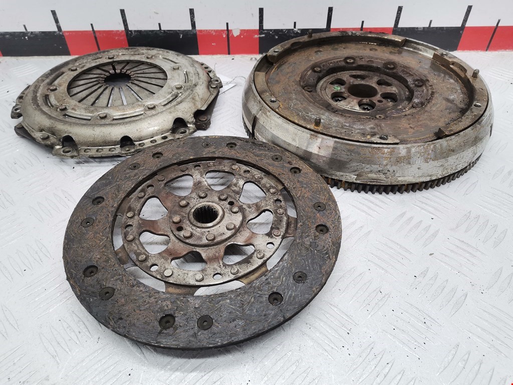 Маховик (демпфер сцепления) PEUGEOT 307 2001-2008