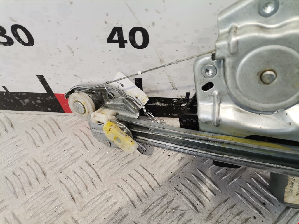 Стеклоподъемник задний левый OPEL Astra H/Family 2004-2015