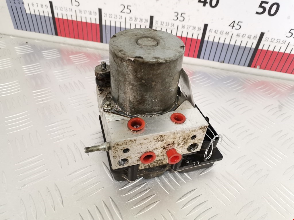 Блок ABS (насос) PEUGEOT 5008 2009-2016