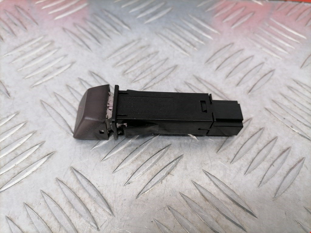 Кнопка аварийной сигнализации (аварийки) VOLVO V50 I 2004-2012