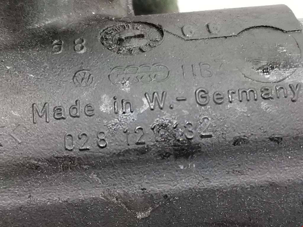 Фланец двигателя системы охлаждения AUDI A4 B5 1995-2001