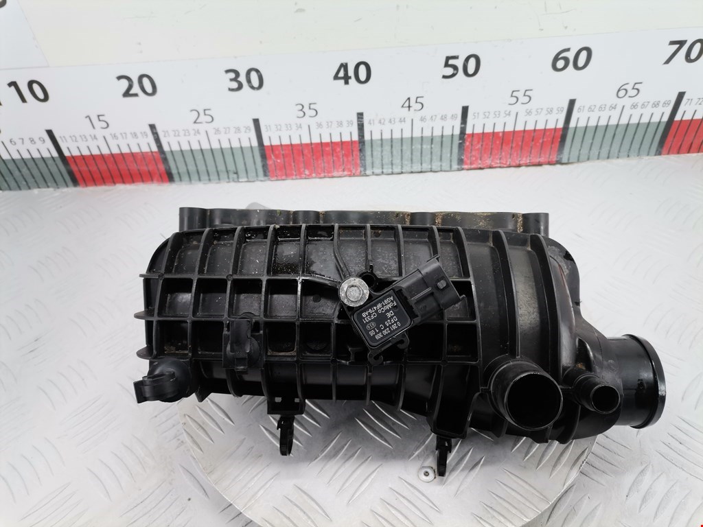 Коллектор впускной FORD Focus III 2011-2019