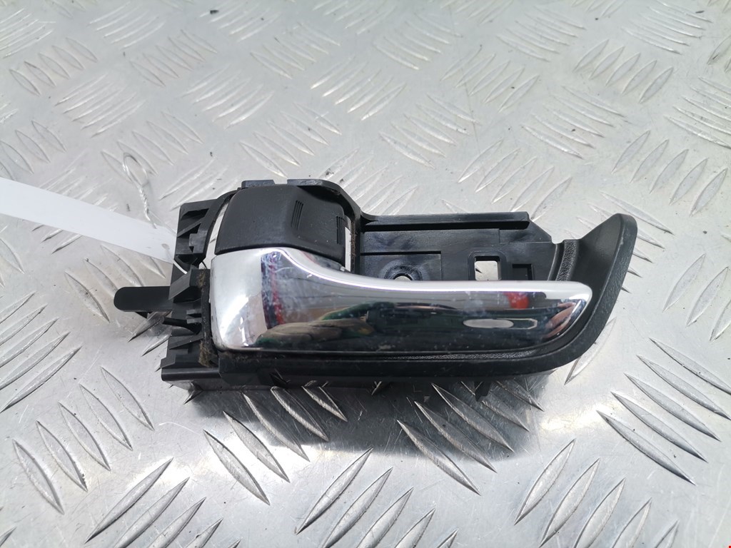 Ручка дверная передняя внутренняя левая TOYOTA Prius II XW20 2003-2012