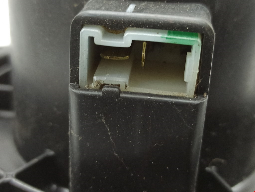 Моторчик (мотор) отопителя салона MITSUBISHI Pajero Sport 1998-2008