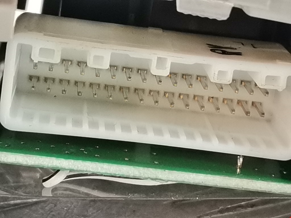 Плафон салонный (салона фонарь) LEXUS RX 300\330\350\400H 2003-2009