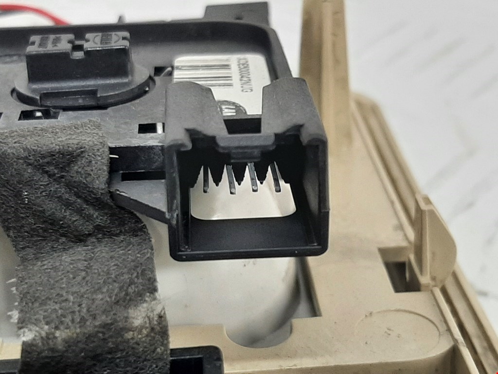 Плафон салонный (салона фонарь) LAND ROVER Range Rover Sport 2005-2013