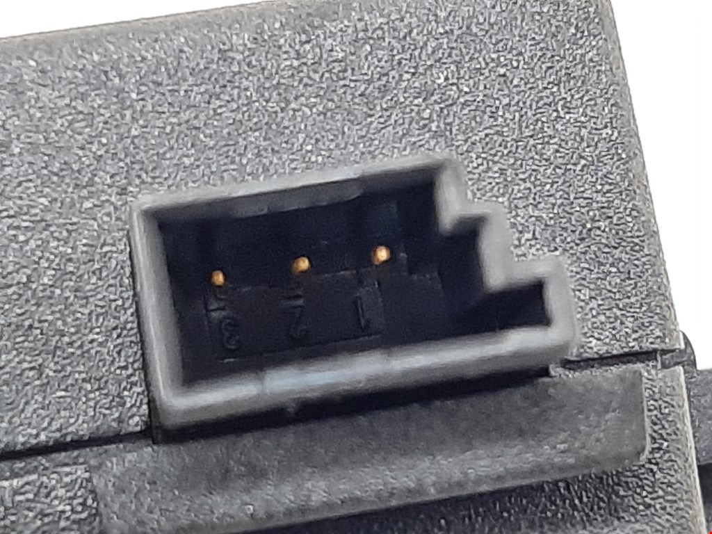 Блок управления центральным замком LAND ROVER Range Rover Sport 2005-2013