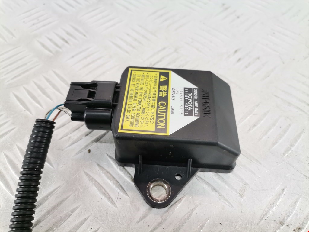 Датчик ускорения (курсовой устойчивости уровня оборотов) Lexus RX 2 (XU30) (2003-2009)