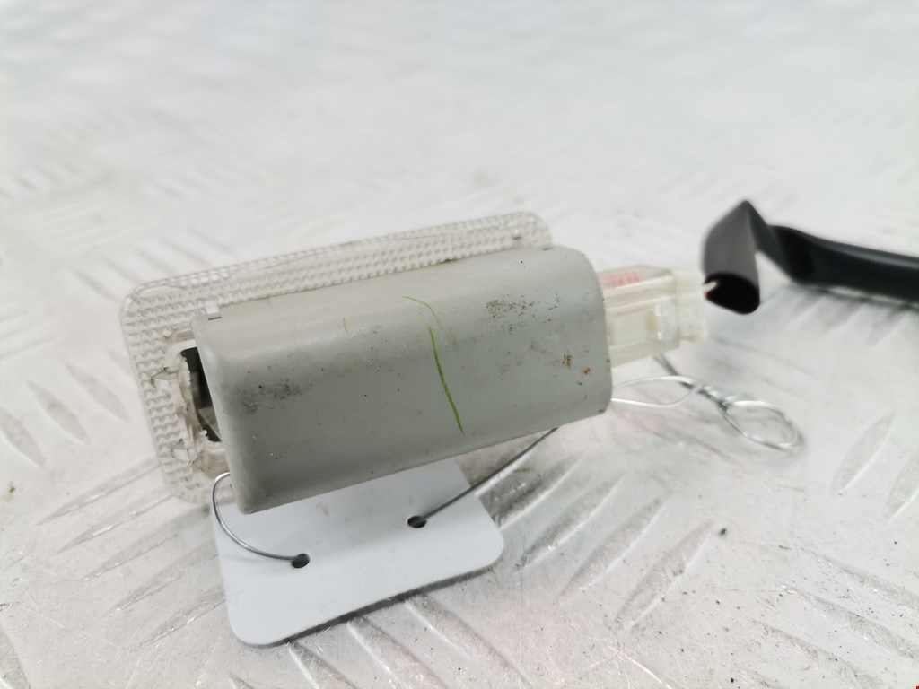 Плафон салонный (салона фонарь) LEXUS RX 300\330\350\400H 2003-2009