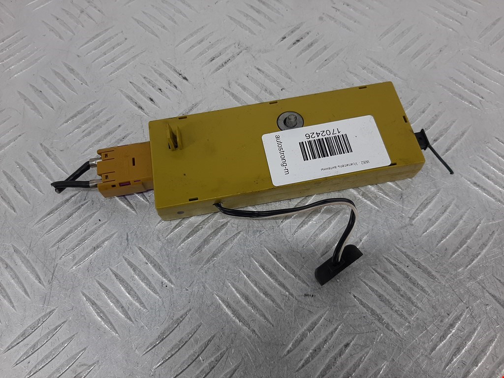 Усилитель антенны LAND ROVER Range Rover Sport 2005-2013