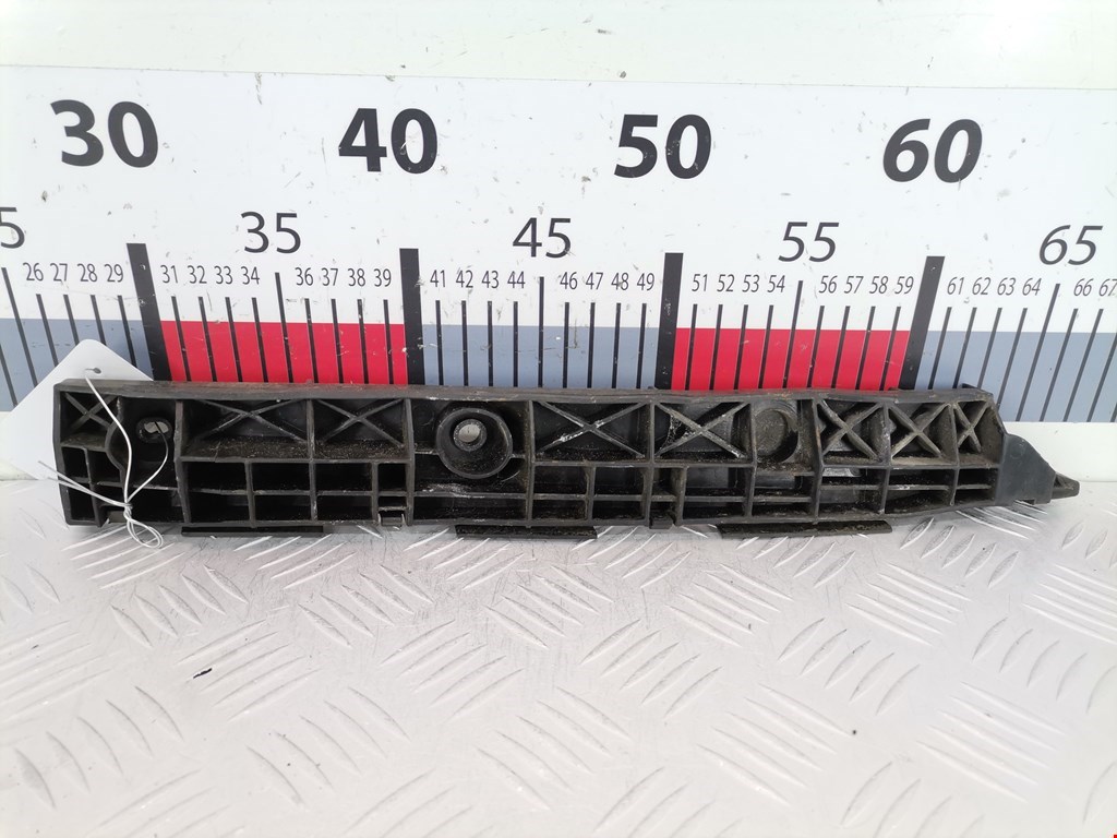 Кронштейн (крепление) заднего бампера левый Lexus RX 2 (XU30) (2003-2009)