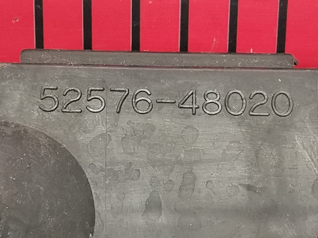 Кронштейн заднего бампера левый правый LEXUS RX 300\330\350\400H 2003-2009