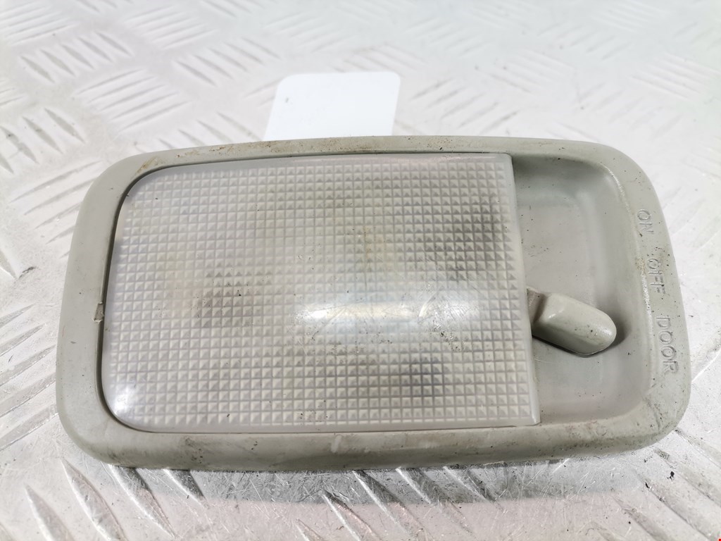 Плафон салонный (салона фонарь) TOYOTA Hilux VII AN10 AN 20 AN30 2005-2015