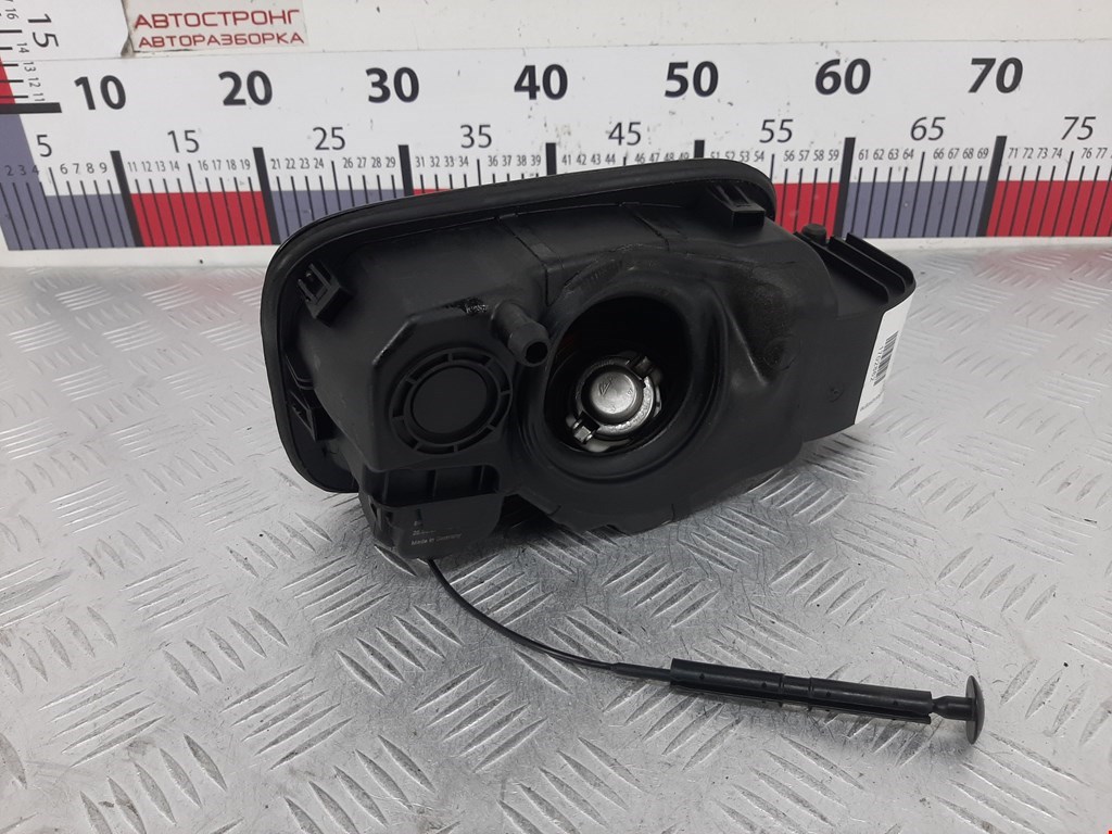 Лючок бензобака MERCEDES-BENZ C-Class C-klasse W204 2007-2015