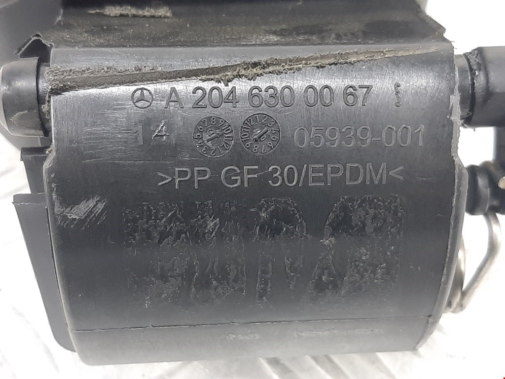 Лючок бензобака MERCEDES-BENZ C-Class C-klasse W204 2007-2015