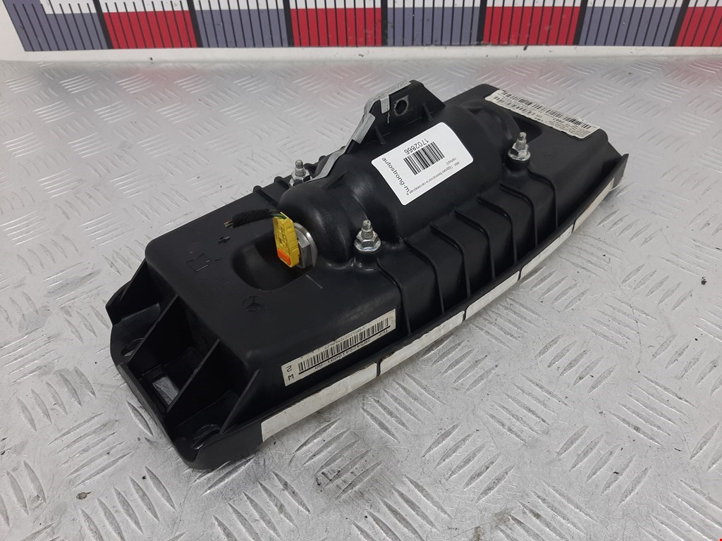 Подушка безопасности пассажирская (в торпедо) MERCEDES-BENZ C-Class C-klasse W204 2007-2015