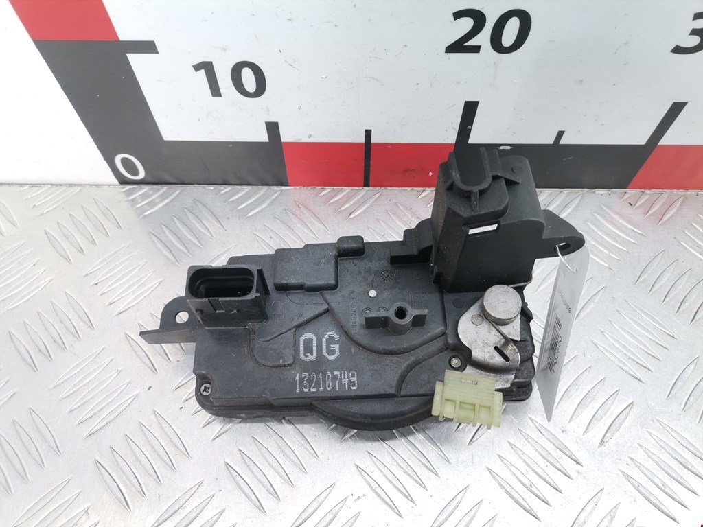 Замок двери передней правой OPEL Astra H/Family 2004-2015