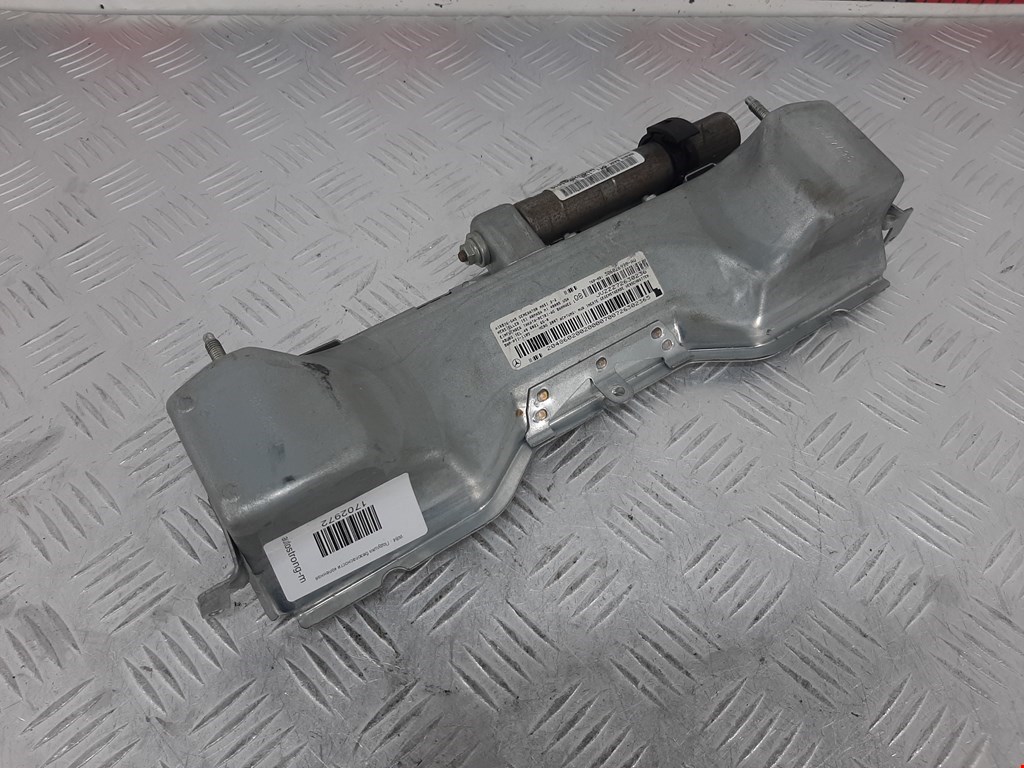Подушка безопасности нижняя (для колен) MERCEDES-BENZ C-Class C-klasse W204 2007-2015