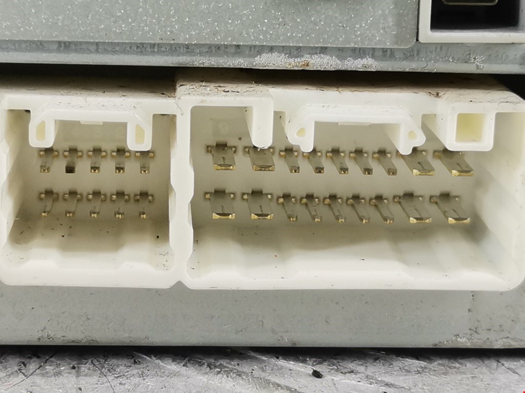 Ченджер компакт дисков LEXUS RX 300\330\350\400H 2003-2009