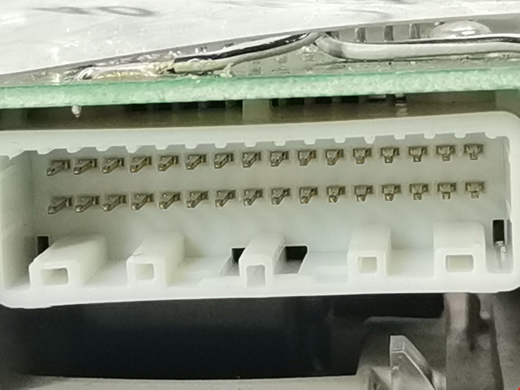 Плафон салонный (салона фонарь) LEXUS RX 300\330\350\400H 2003-2009