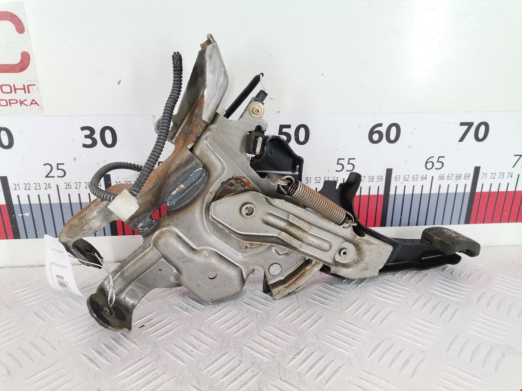 Рычаг стояночного тормоза (ручник) LEXUS RX 300\330\350\400H 2003-2009