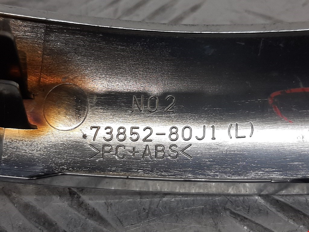 Накладка декоративная SUZUKI SX4 2006-2014