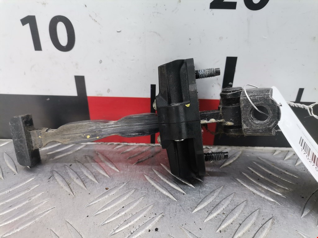 Ограничитель открывания двери FORD Fiesta 2008-2012