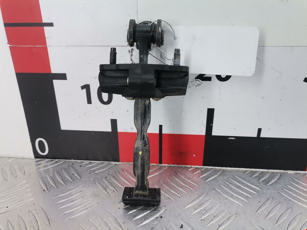 Ограничитель открывания двери FORD Fiesta 2008-2012