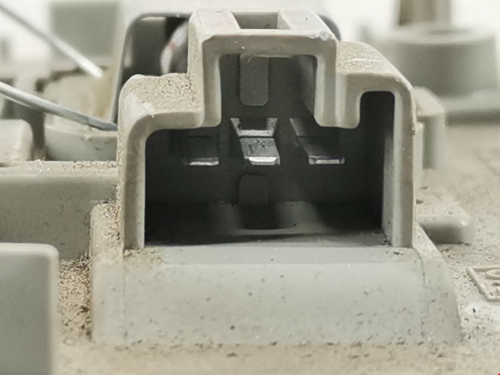 Плафон салонный (салона фонарь) LEXUS RX 300\330\350\400H 2003-2009