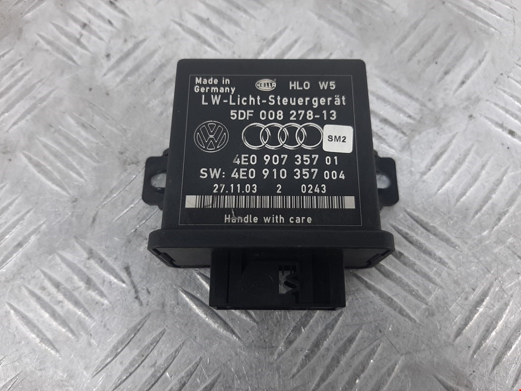 Блок управления светом AUDI A8 D3 2003-2010